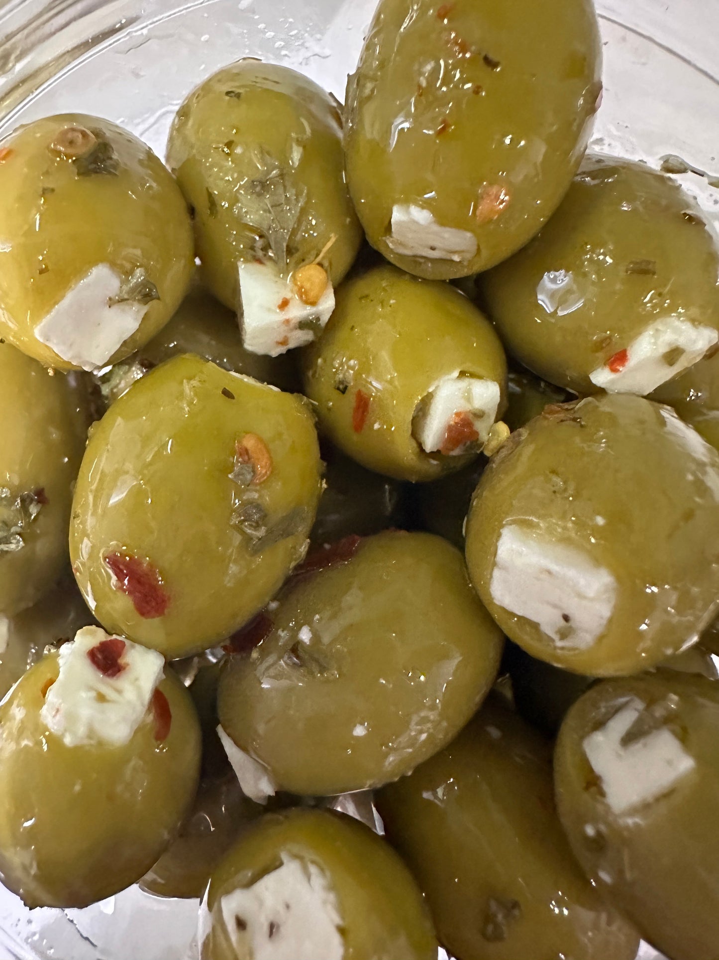 Olives vertes farcies au fêta de chèvre en vrac 8 oz