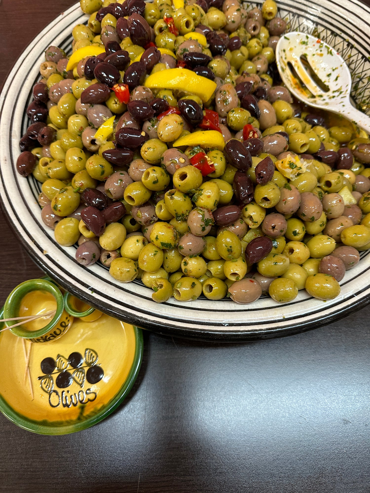 Olives et condiments