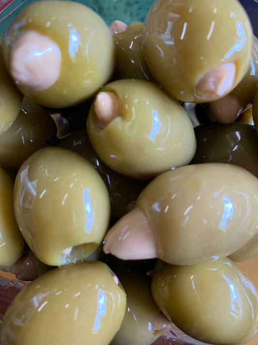 Olives vertes farcies aux amandes 8 oz
